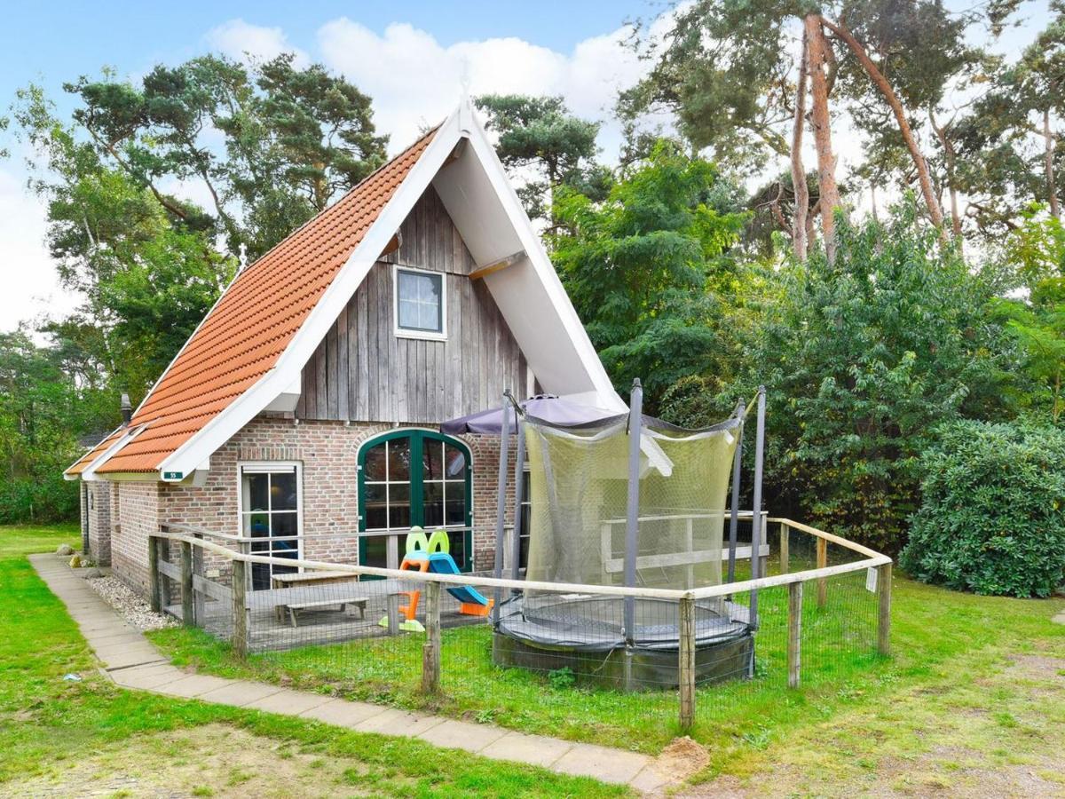 Landal Landgoed De Hellendoornse Berg Hotel Haarle Esterno foto
