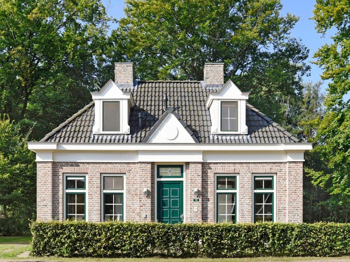 Landal Landgoed De Hellendoornse Berg Hotel Haarle Esterno foto