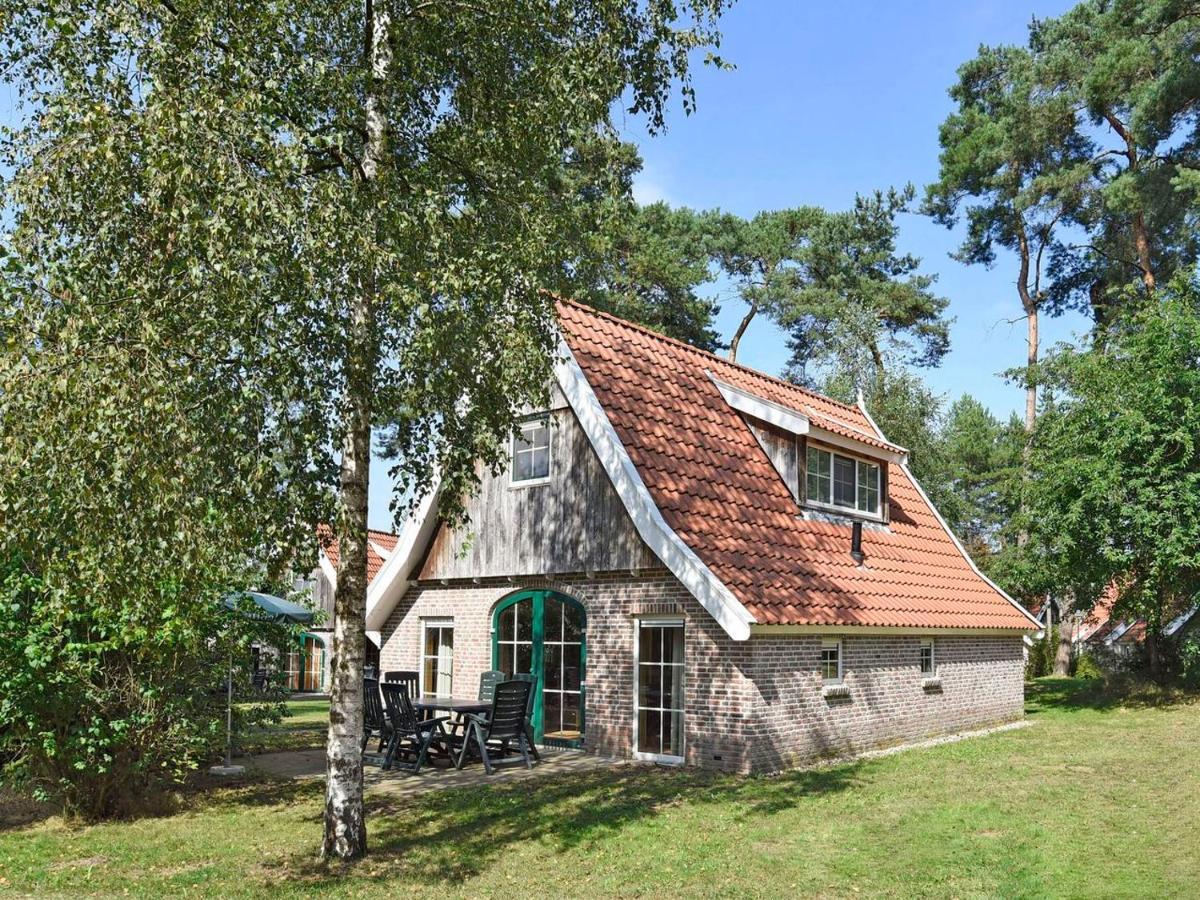 Landal Landgoed De Hellendoornse Berg Hotel Haarle Esterno foto