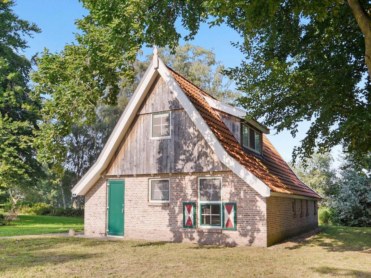 Landal Landgoed De Hellendoornse Berg Hotel Haarle Esterno foto